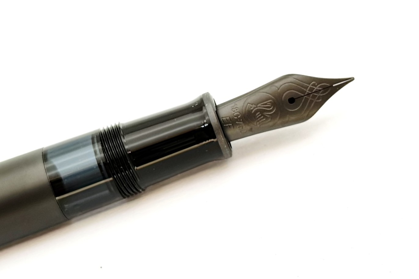 PelikanSpecialEditionM809BlackMattFP_I